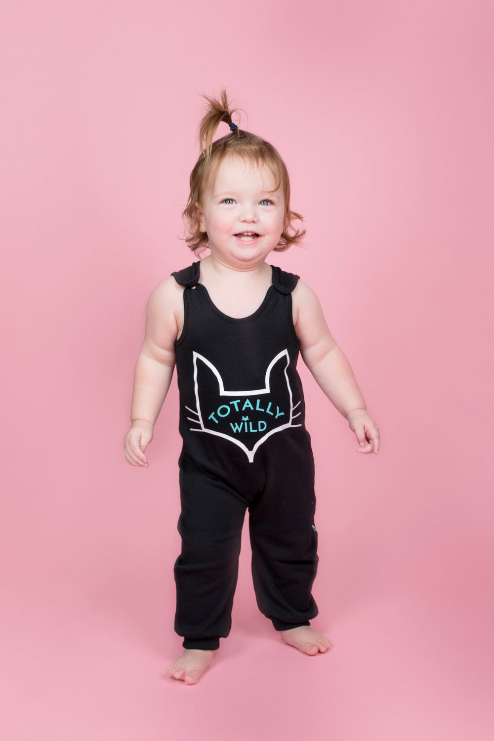 unisex organic baby romper sizes 6 to 24 months in brand logo fox head design